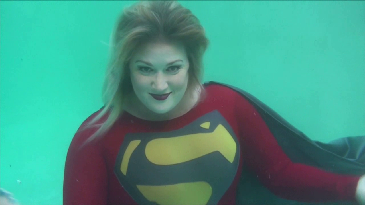 Superwoman V-The Deadly Nightmare (Fan Film) HD #1A - 00_17_55.73.png